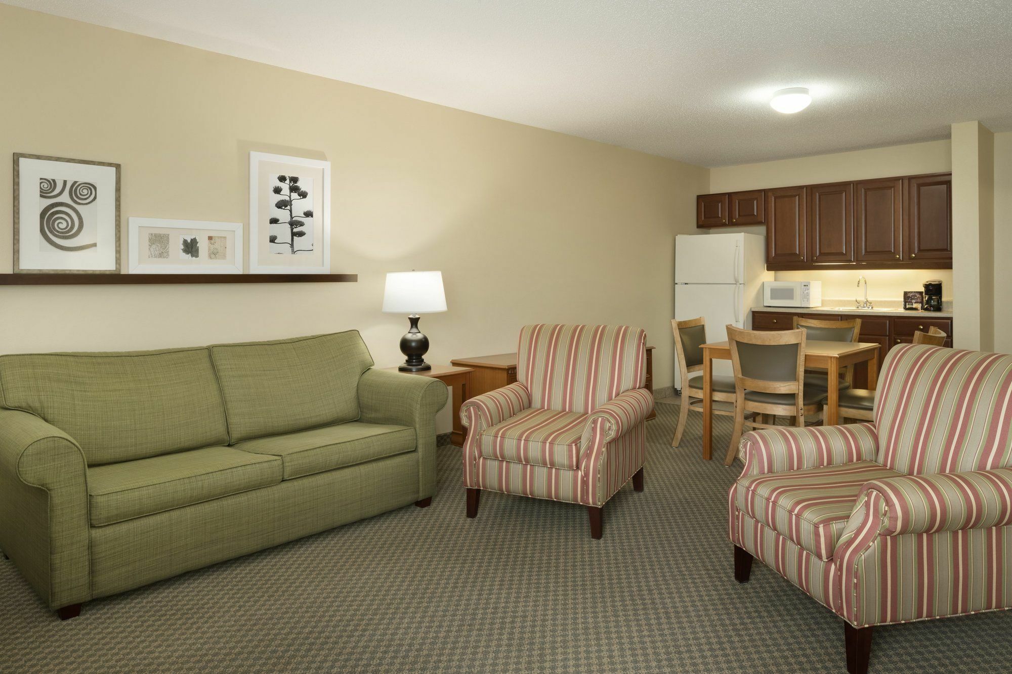 Country Inn & Suites By Radisson, Grinnell, Ia Exterior photo